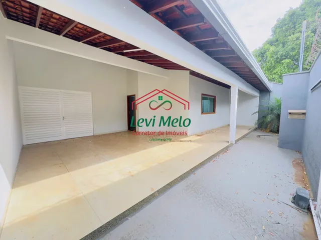 Imagem: Casa de Alto Padrão à Venda no Bairro