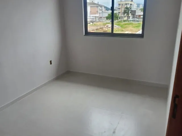 Imagem 4: Sobrado de Esquina Pronto para Morar na Nova Palhoça – Excelente Localização!