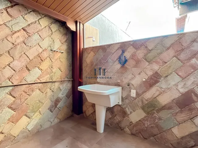 Imagem 2: Casa em Condomínio Fechado com 3 quartos à Venda, 130m² por R$ 1.300.000,00 no B