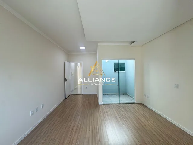 Imagem 2: CASA GEMINADA Casa com 3 dormitórios
