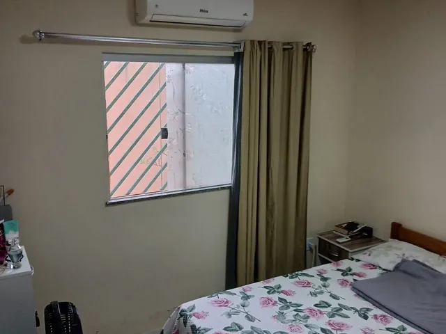 Imagem: Casa com 2 Vagas, Suíte e Quintal Amplo