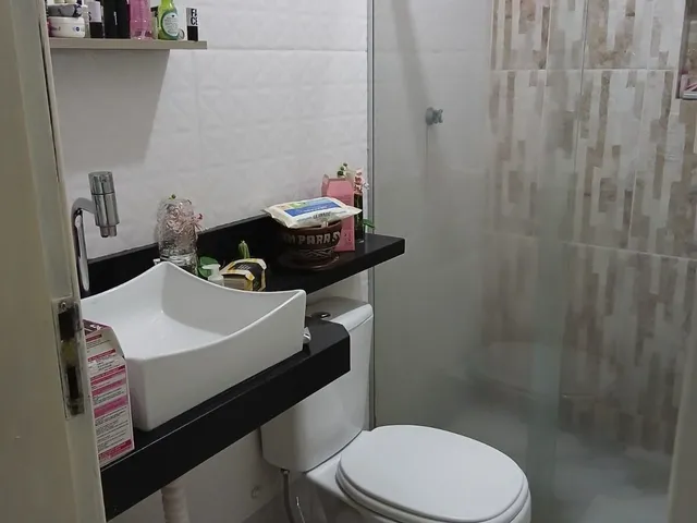 Imagem 3: Casa com 2 Vagas, Suíte e Quintal Amplo no Residencial Flor de Lótus