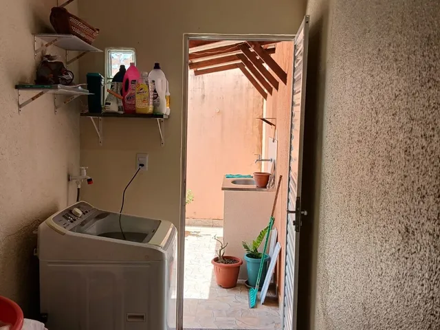 Imagem 8: Casa com 2 Vagas, Suíte e Quintal Amplo no Residencial Flor de Lótus
