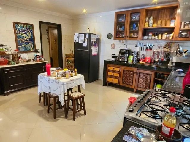Imagem 5: Casa à Venda no Cypress Garden com 3 Quartos e Suíte