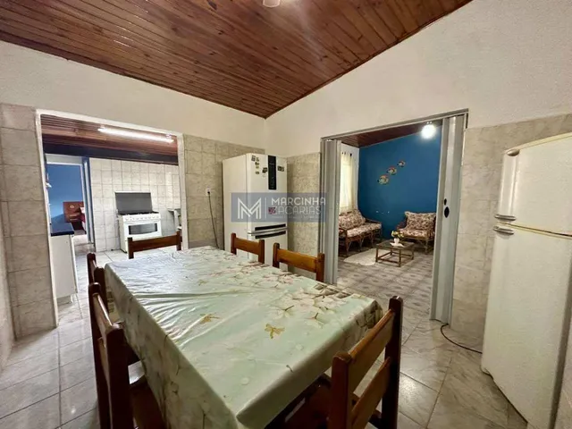 Imagem 3: Casa com Piscina e Área Gourmet para Locação Anual no Jardim das Palmeiras –
