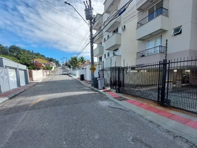 Imagem 4: Lindo Apartamento com Sacada e Vaga Coberta no Passa Vinte em Palhoça/SC: FINANCIA!