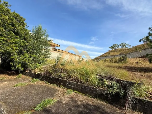 Imagem: O terreno possui 480m² de Área e está localizado em