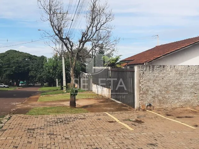 Imagem 5: Barracão no Bairro Canadá 3 Anos de Construção