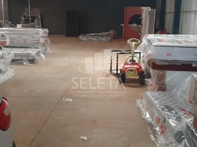 Imagem 11: Barracão no Bairro Canadá 3 Anos de Construção
