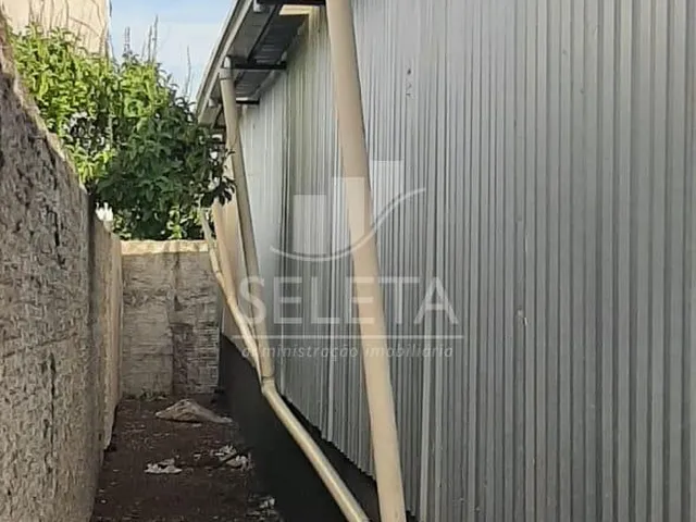 Imagem 10: Barracão no Bairro Canadá 3 Anos de Construção