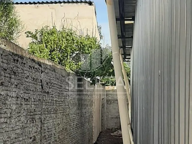 Imagem 8: Barracão no Bairro Canadá 3 Anos de Construção