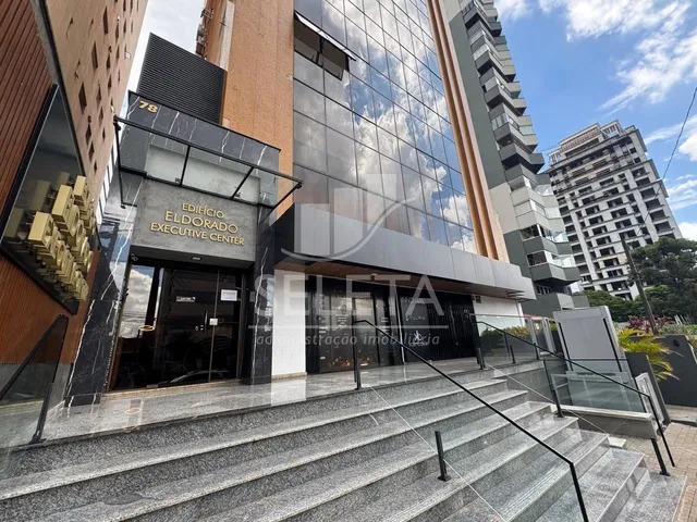 Imagem: Edifício Eldorado Executivo Center. Centro