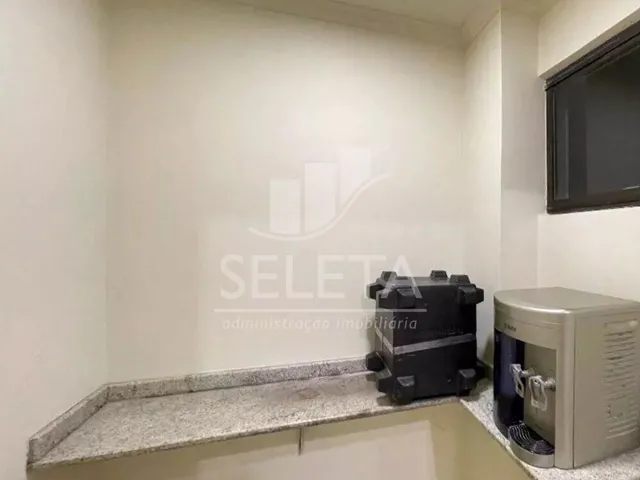 Imagem 3: Edifício Eldorado Executivo Center. Centro de Foz do Iguaçu Sala Comercial Duplex