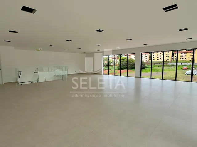 Imagem 7: Sala comercial de esquina à venda