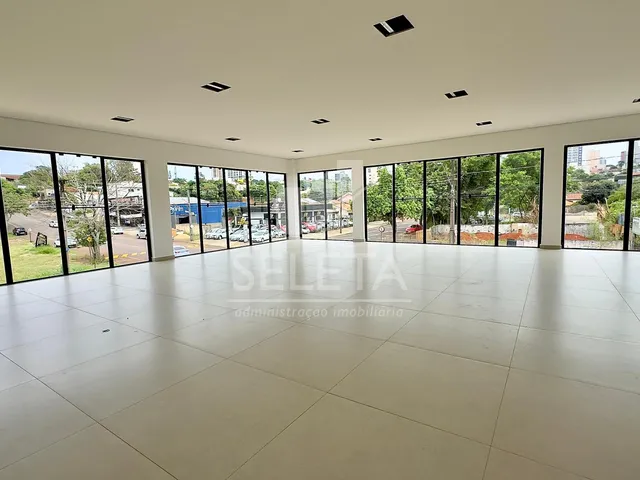 Imagem 11: Sala comercial de esquina à venda