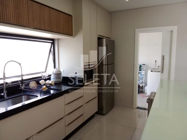 Imagem 10: Casa à Venda com Piscina Aquecida, Energia Solar e 4 Quartos - Pronta para Morar