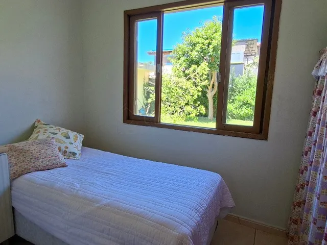 Imagem 9: Imperdível casa à venda no Centro de Garopaba-SC com 5 quartos, 1 sala, 2 banheiros, 2