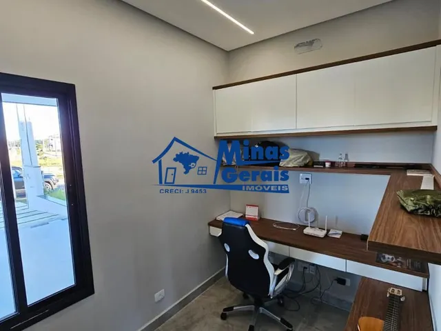 Imagem 14: Casa em Condomínio à Venda em Jacareí - 3 Dormitórios (Suíte com Closet e Sacada) e