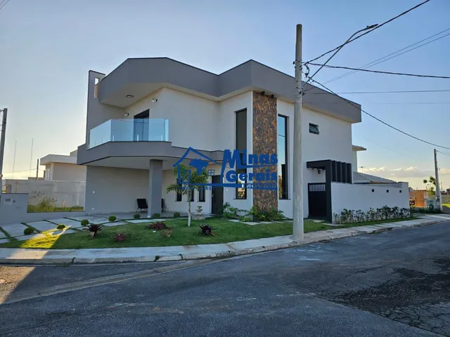 Imagem 3: Casa em Condomínio à Venda em Jacareí - 3 Dormitórios (Suíte com Closet e Sacada) e
