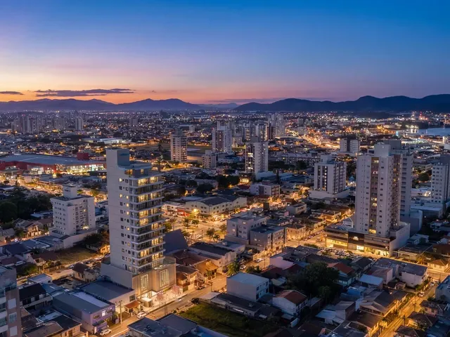Imagem 11: APARTAMENTO 2 DORMITÓRIOS COM 1 SUITE SACADA GOURMET COM CHURRASQUEIRA A CARVAO NO