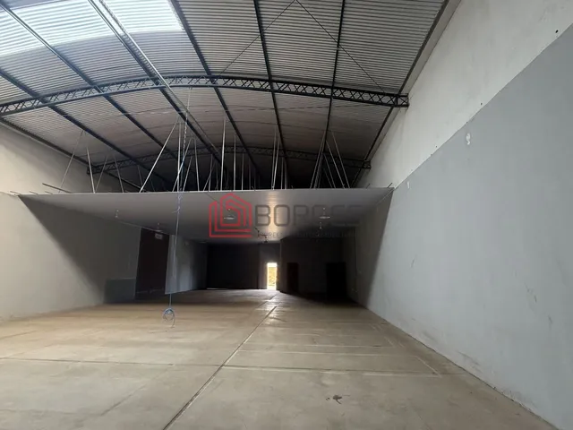 Imagem 5: Galpão para Locação à poucos metros da Br