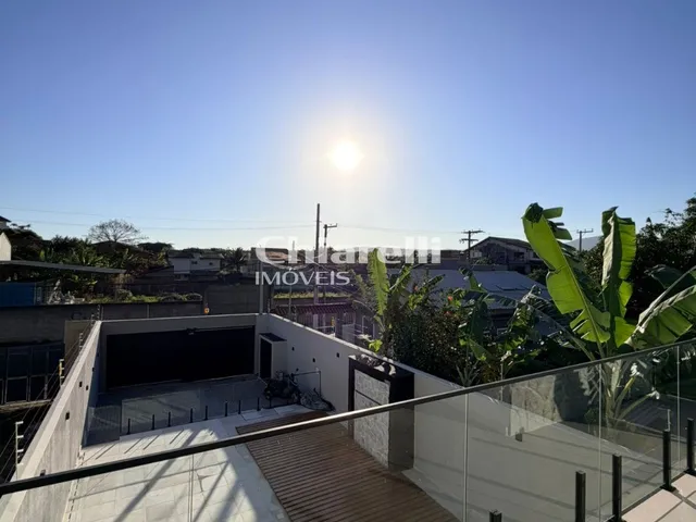 Imagem 5: Casa de luxo com 4 quartos e lazer completo em Itaipu, Niterói-RJ