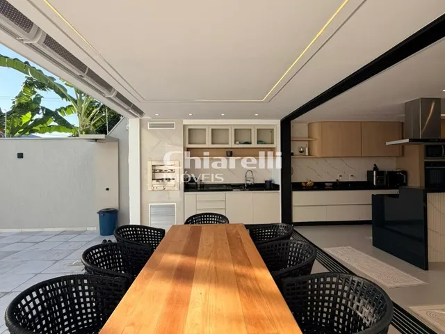 Imagem 11: Casa de luxo com 4 quartos e lazer completo em Itaipu, Niterói-RJ