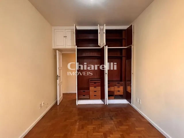 Imagem 2: Apartamento à venda em Icaraí, Niterói-RJ: 3 quartos, 1 suíte, 130m² - Oportunidade