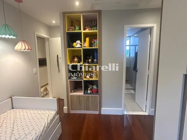 Imagem 12: Apartamento de alto padrão à venda em Icaraí-RJ: 4 quartos, 2 suítes, vista para o