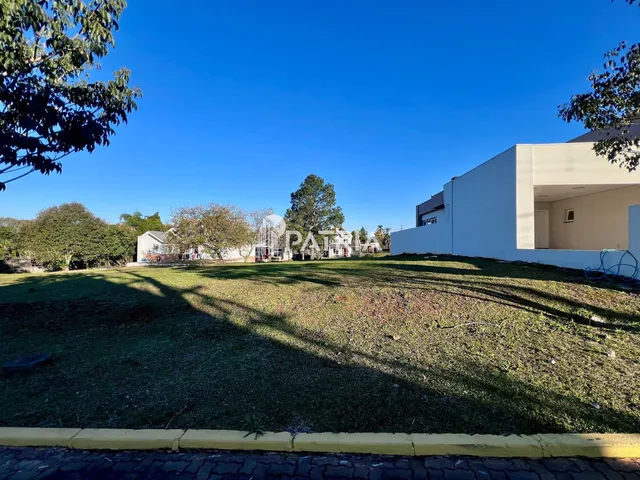 Imagem: O terreno possui 336m² de Área e está localizado em