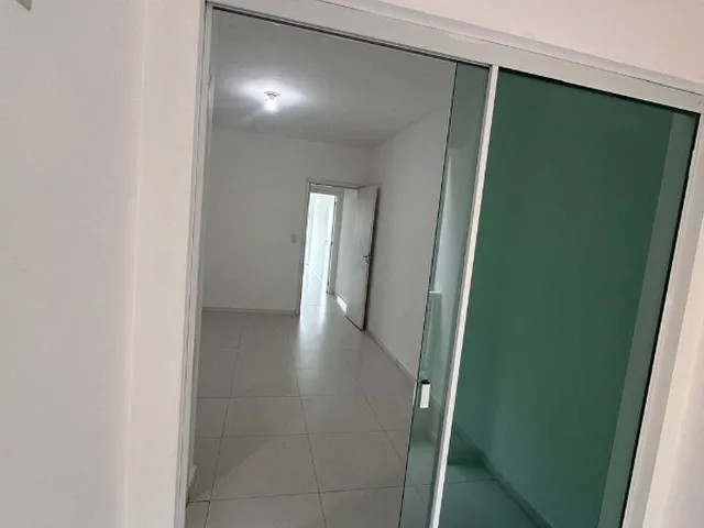 Imagem 7: ÓTIMO SOBRADO NO BAIRRO TABULEIRO EM CAMBORIÚ