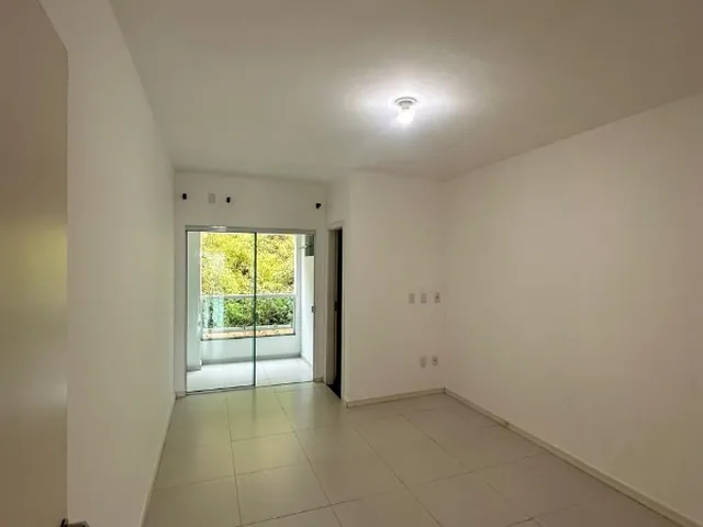 Imagem 3: ÓTIMO SOBRADO NO BAIRRO TABULEIRO EM CAMBORIÚ