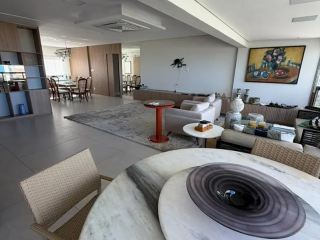 Imagem: O apartamento possui 3 Dormitórios, 3 Suítes, 4