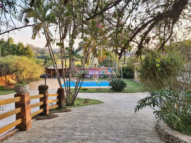 Imagem: Casa de Luxo em Condomínio 5 Quartos, 3