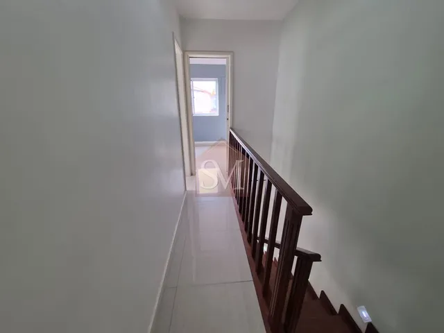 Imagem 11: Casa Duplex de Luxo no Condomínio Villagio Verde: 3 Quartos, 2 Suítes, 140m² de