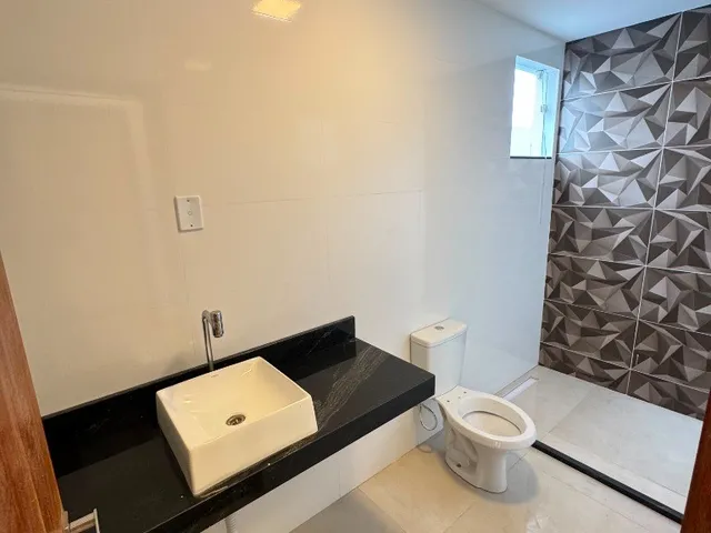 Imagem 11: Casa triplex para locação anual em Perocão, Guarapari-ES: 3 quartos, 2 suítes, 3