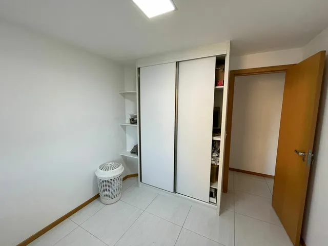 Imagem 8: Apto 105m², 3 Quartos; 1 Suíte, Varanda; 3 Banheiros; Sala 2 Ambientes; Cozinha; Área