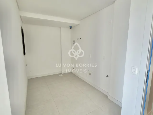 Imagem 12: Apartamento à venda no bairro Jurerê - Florianópolis/SC