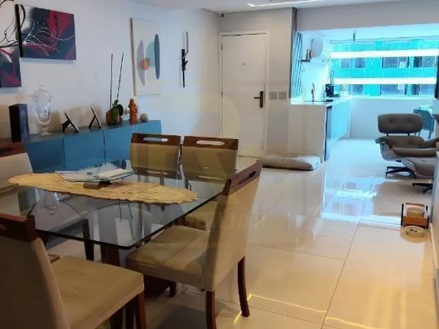Imagem: O apartamento possui 3 Dormitórios, 1 Suíte, 3 Banheiros,