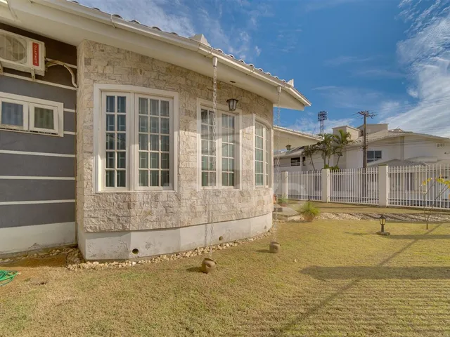 Imagem 8: Casa com 5 dormitórios
