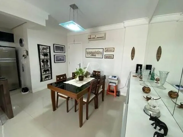 Imagem 2: Apartamento 3 dormitórios com área externa no Centro