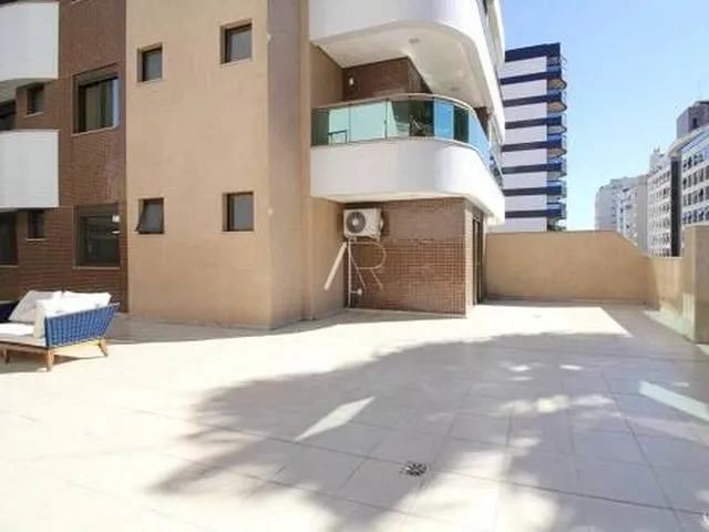 Imagem 3: Apartamento 3 dormitórios com área externa no Centro