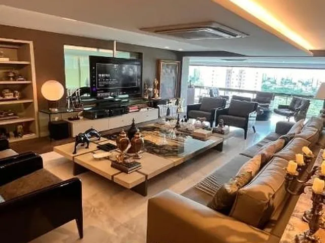 Imagem: O apartamento possui 5 Dormitórios, 5 Suítes, 1 Banheiro,