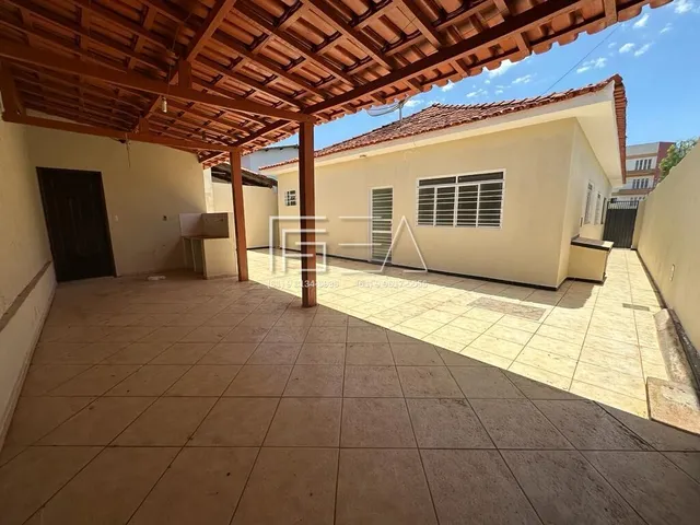 Imagem 4: Casa de Esquina para Locação em Formosa-Go