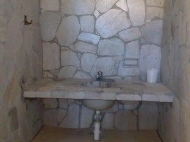 Imagem 11: CASA AMPLA COM VISTA PARA O MAR