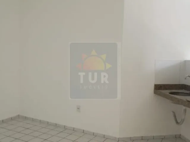 Imagem 2: CASA EM PITIMBU Casa com 3 dormitórios