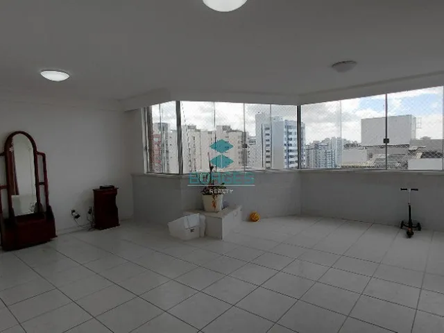 Imagem 10: 0 Casa com 6 dormitórios
