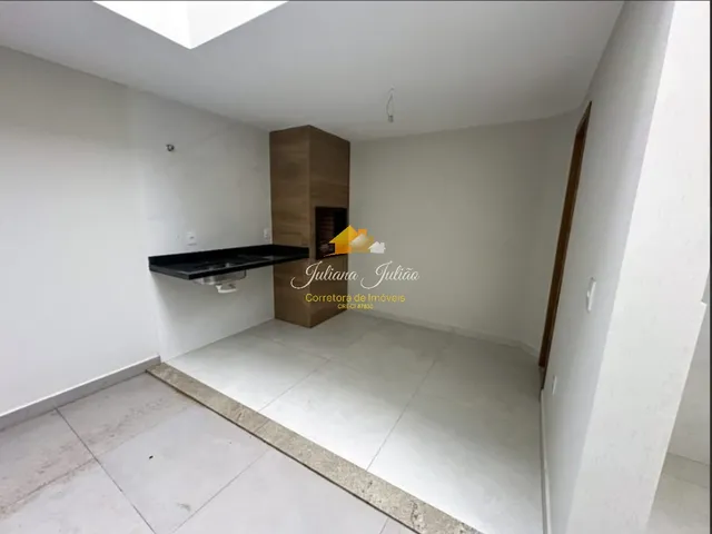 Imagem 6: CASA DUPLEX COM 3 QUARTOS SENDO 1 SUÍTE A VENDA NO BAIRRO JARDIM VITÓRIA EM MACAÉ RJ