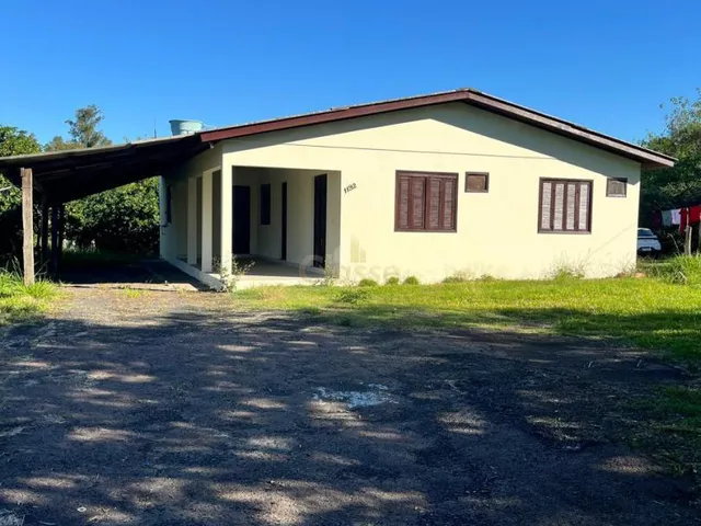 Imagem: Casa com 4 Dormitorio(s) localizado(a) no