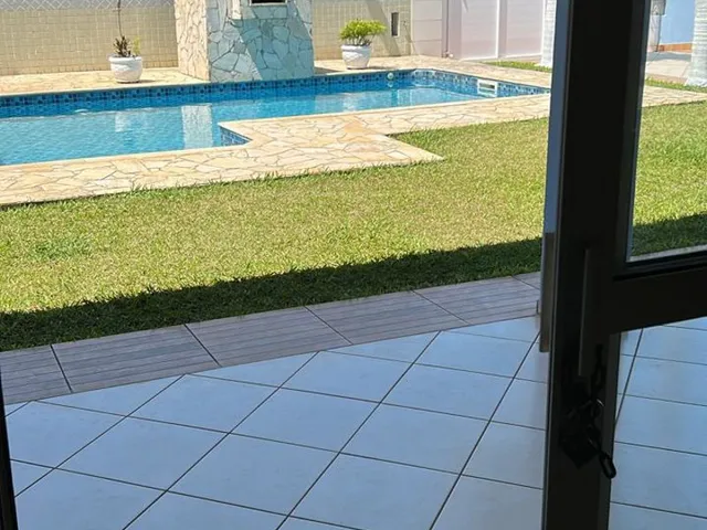 Imagem 1: Casas no Litoral para Venda em Praia Grande no Bairro Vila Caiçara